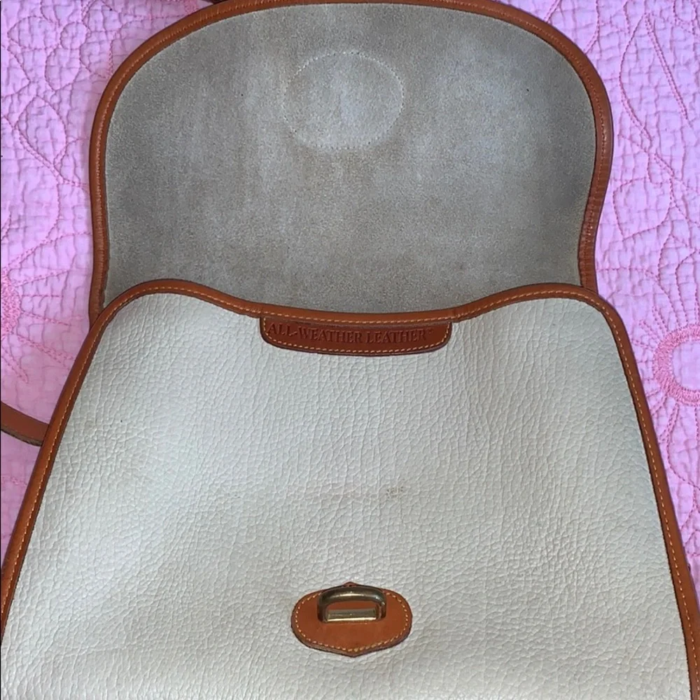 Dooney & Bourke classic dooney